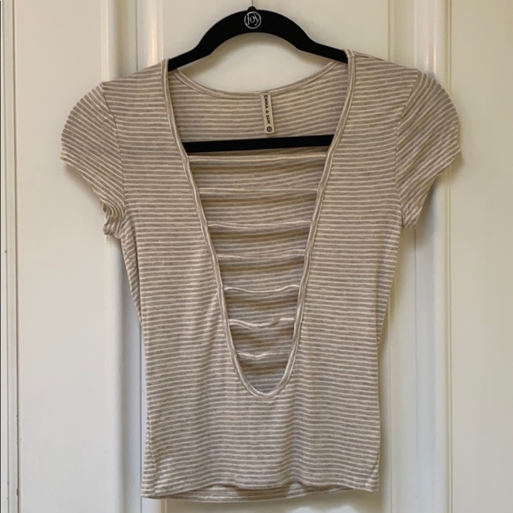 LF Emma & Sam open front crop top